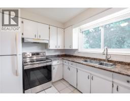 372 VROOM STREET - 9