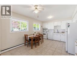 755 Talfourd STREET - 5