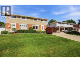 637 ROGER STREET - 3