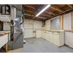 637 ROGER STREET - 32