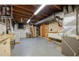 637 ROGER STREET - 33