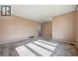 637 ROGER STREET - 9