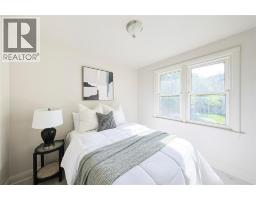 898 GRANDVIEW AVENUE - 10