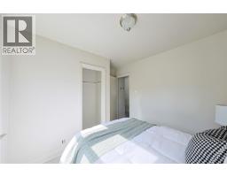 898 GRANDVIEW AVENUE - 11