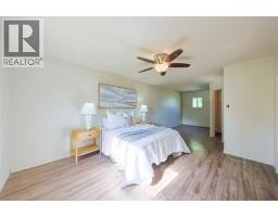 898 GRANDVIEW AVENUE - 16
