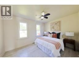 898 GRANDVIEW AVENUE - 7