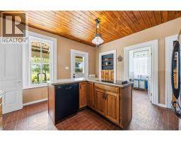 6752 Camlachie ROAD - 12