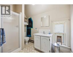 6752 Camlachie ROAD - 23