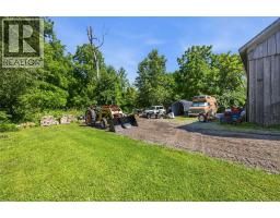6752 Camlachie ROAD - 39