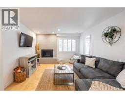 1726 Mills STREET - 16
