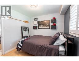 1726 Mills STREET - 27