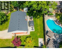 1726 Mills STREET - 50
