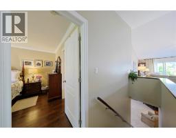 248 BENTLEY COURT - 12