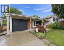 1134 Gurd STREET - 2