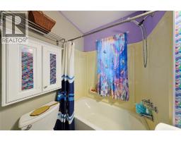 304 LORNE AVENUE - 12