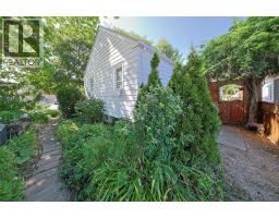304 LORNE AVENUE - 17
