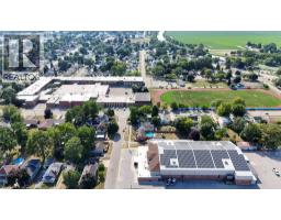 304 LORNE AVENUE - 31