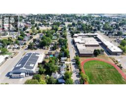 304 LORNE AVENUE - 33