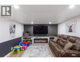 97 Grey CRESCENT - 22