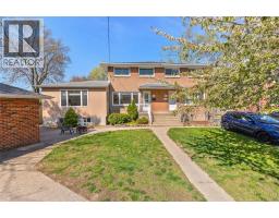 759 Netherlands PLACE - 1