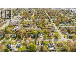 759 Netherlands PLACE - 34