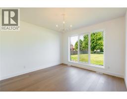 2052 MARION AVENUE - 13