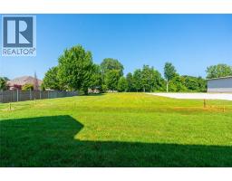 2052 MARION AVENUE - 36