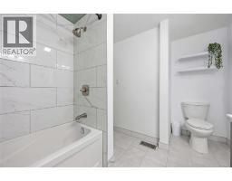 1068 FAIRLANE AVENUE - 20