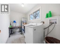 1068 FAIRLANE AVENUE - 22