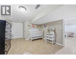 1068 FAIRLANE AVENUE - 29