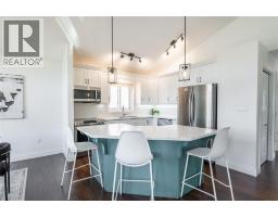 316 LEXINGTON BOULEVARD - 7