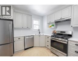 120 SELKIRK STREET - 12