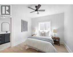 120 SELKIRK STREET - 17