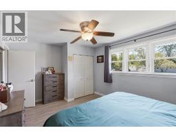 97 Grey CRESCENT - 14