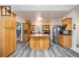 260 MITTON STREET South - 9