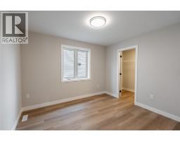 4001 GREENWOOD DRIVE - 16