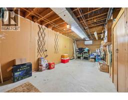 8 CRESTWOOD PLACE - 38