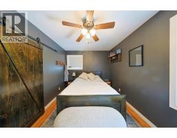 1023 London ROAD - 18