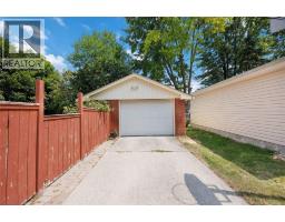 1484 HUNT STREET - 27
