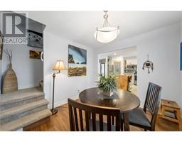 110 WELLINGTON STREET - 13