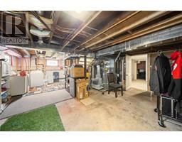 110 WELLINGTON STREET - 18