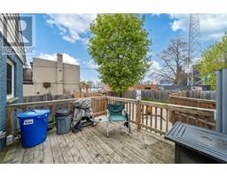110 WELLINGTON STREET - 21