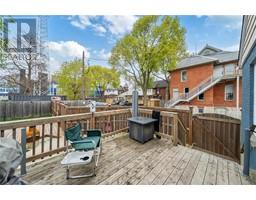 110 WELLINGTON STREET - 22