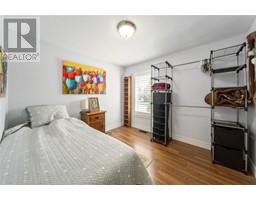 110 WELLINGTON STREET - 6