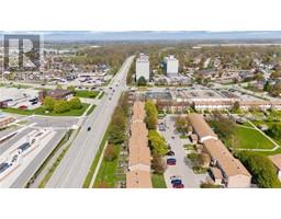 215 TRUDEAU DRIVE UnitNo. 33 - 24