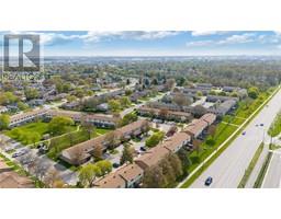215 TRUDEAU DRIVE UnitNo. 33 - 26
