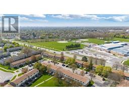 215 TRUDEAU DRIVE UnitNo. 33 - 27