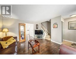 215 TRUDEAU DRIVE UnitNo. 33 - 4