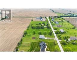 8552 VANCE DRIVE - 10
