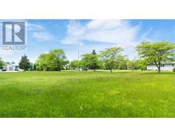 8552 VANCE DRIVE - 15